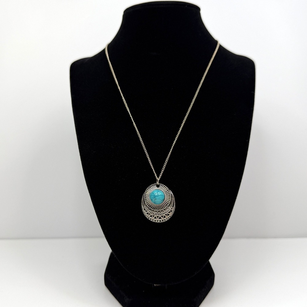 Turquoise Acrylic Cabochon Stone Medallion Pendant Necklace Silver Tone Jewelry